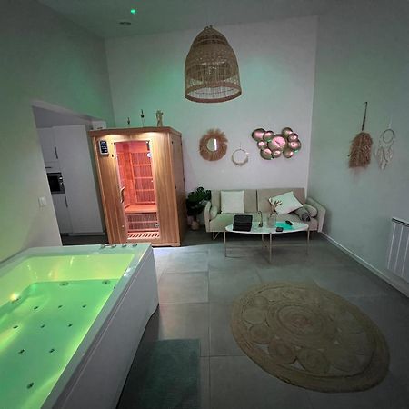 Spa Jungle Le Mesnil-Saint-Denis エクステリア 写真
