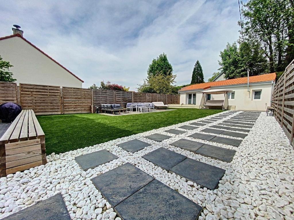 Spa Jungle Le Mesnil-Saint-Denis エクステリア 写真