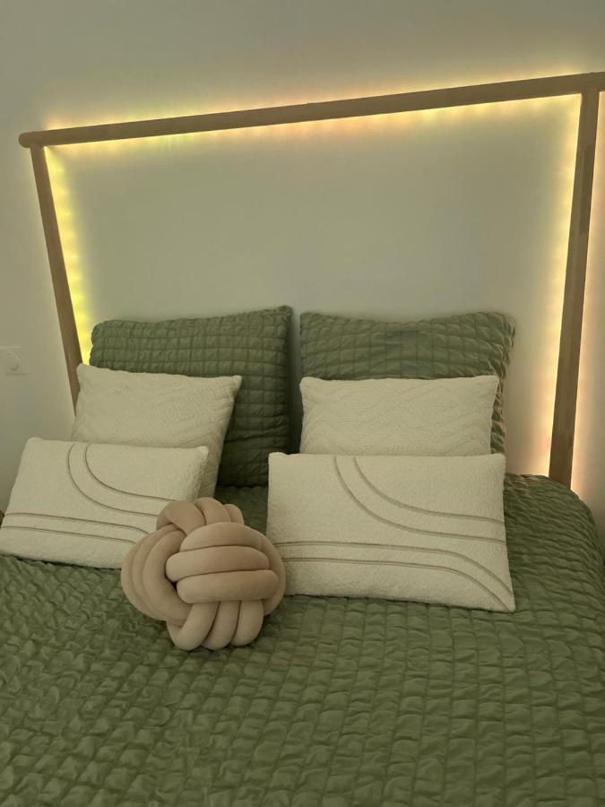 Spa Jungle Le Mesnil-Saint-Denis エクステリア 写真