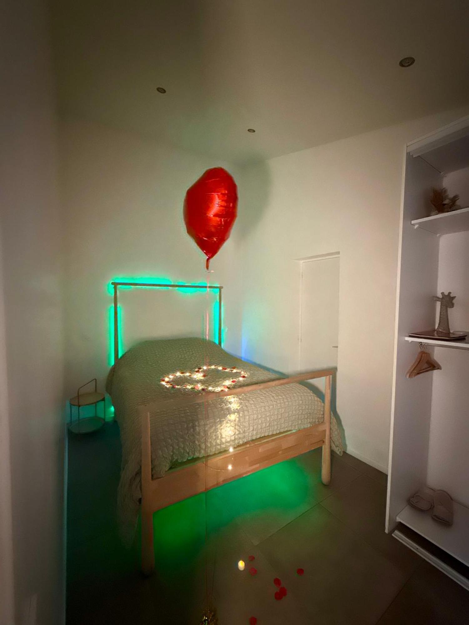 Spa Jungle Le Mesnil-Saint-Denis エクステリア 写真